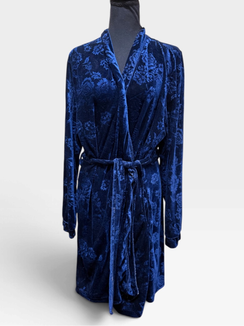 Karen Neuburger Women’s M Blue Velvet Floral Short Robe Wrap Belted